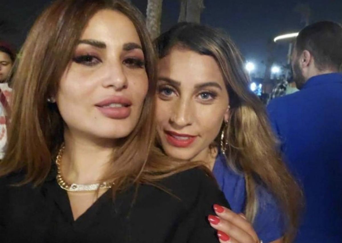 بعد أنباء انفصالها عن عمرو دياب... زوجة أحمد الفيشاوي تدعم دينا الشربيني