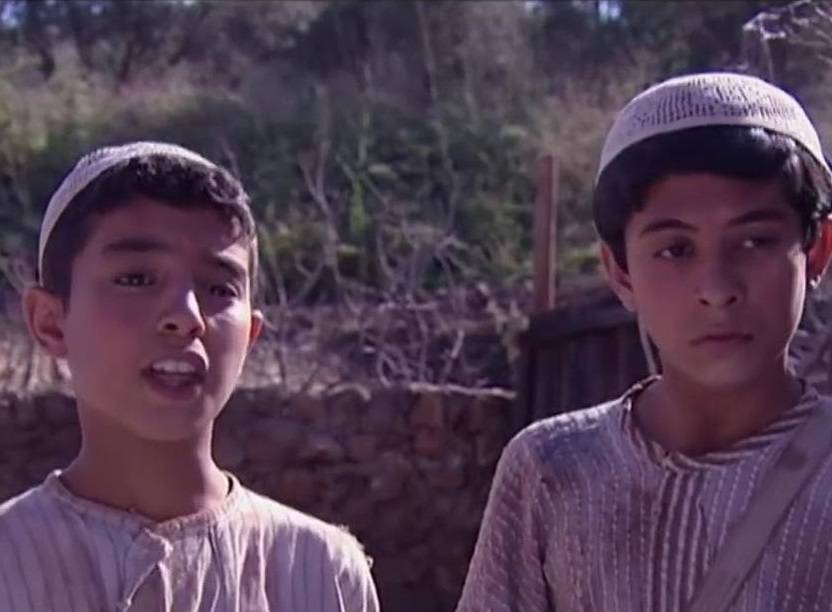 بالصور – بعد 16 عاماً هكذا أصبح علي وحسن طفلا 