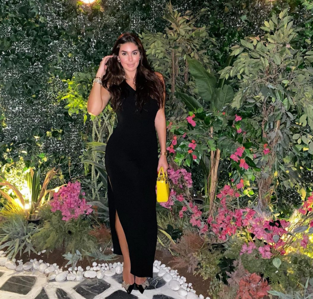 بالصورة – إليكِ سعر حقيبة وحذاء ياسمين صبري في هذه الإطلالة