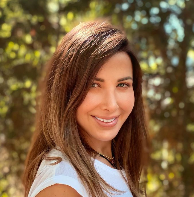 بالفيديو – نانسي عجرم تثير التساؤلات بسبب انتفاخ وجهها