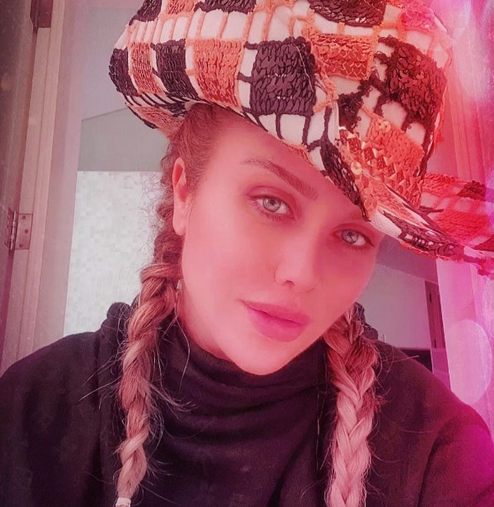 بالصور – نيكول سابا تظهر بالحجاب... هكذا بدت