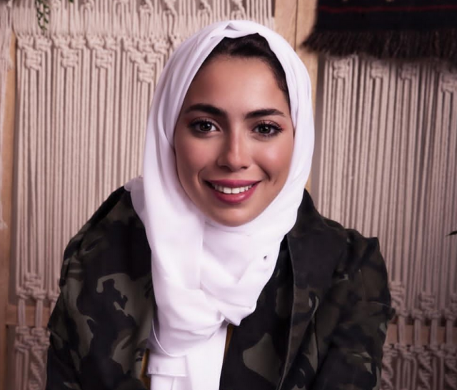 بالصور والفيديو  - مقدمة 