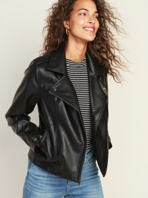 4 طرق لتنسيق سترة الجلد مع أفضل إطلالاتك هذا الشتاء