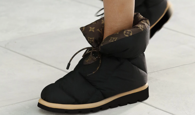 حذاء Pillow Boot من Louis Vuttion 