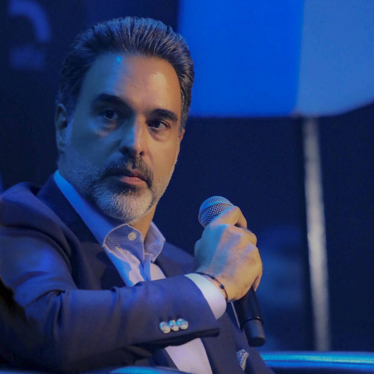 مازن حايك: أُغادِر 