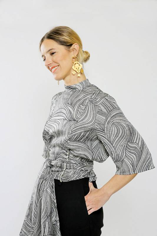 تشكيلة R.20 من دار الأزياء الإماراتية «نيللي»