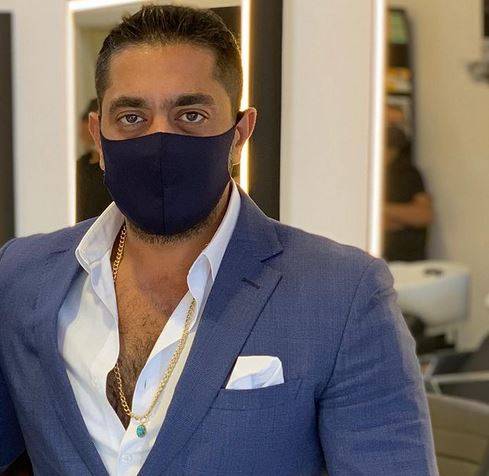 أحمد فلوكس يفاجئ الجميع بصورة عائلية