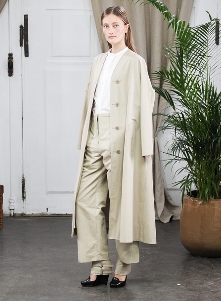 Christophe Lemaire من عروض باريس لربيع وصيف <strong>2014</strong>