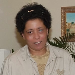 رباب فنانة رحلت بلا وطن وبلا هوية