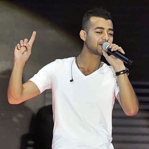 هيثم شاكر يستعين  بـ'دنيا سمير غانم'