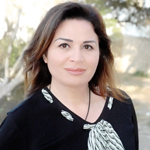 إلهام شاهين... تحكي حقيقة خلاف فيلم ' بون سواريه