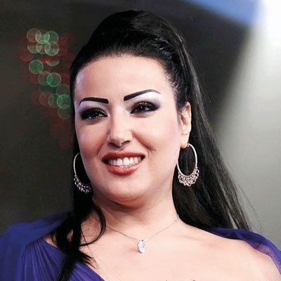 سمية الخشاب تغني مع سعد الصغير