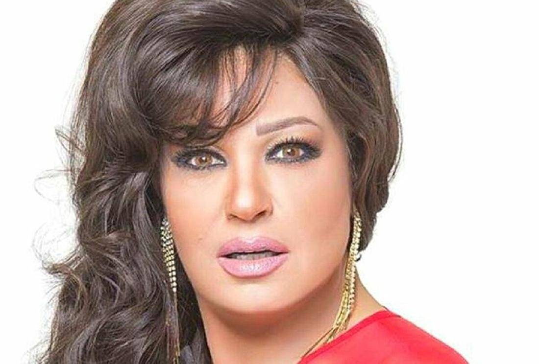 بالفيديو - فيفي عبده تصدم جمهورها بفيديو من غرفتها