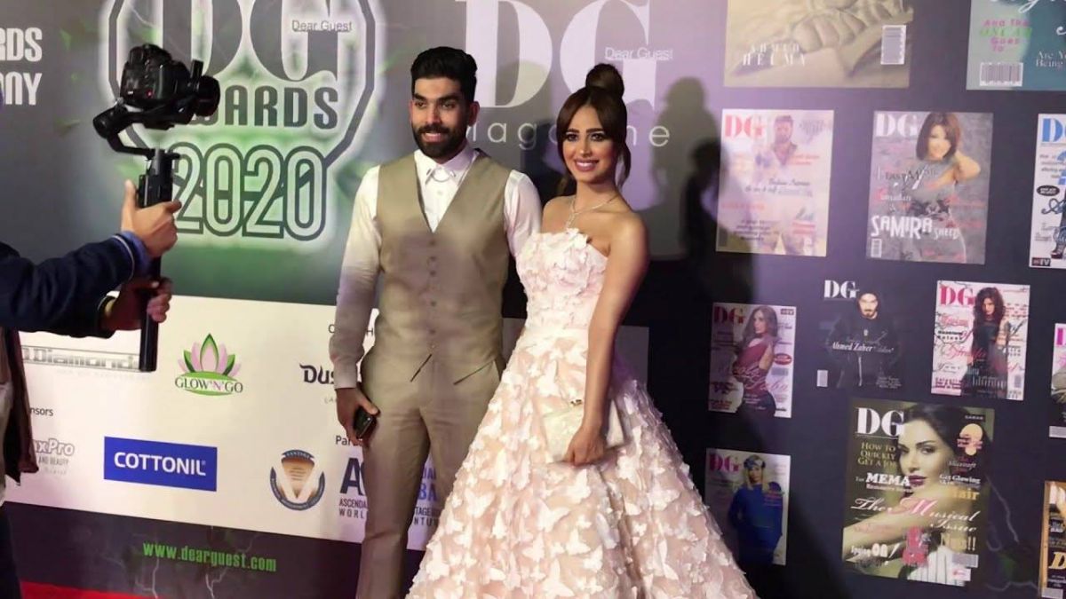 الظهور الأول لرنا سماحة وزوجها في شهر العسل