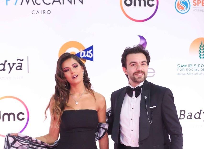 إصابة الشقيقين شريف وشهد رمزي بكورونا.. والجمهور يسأل عن ريهام