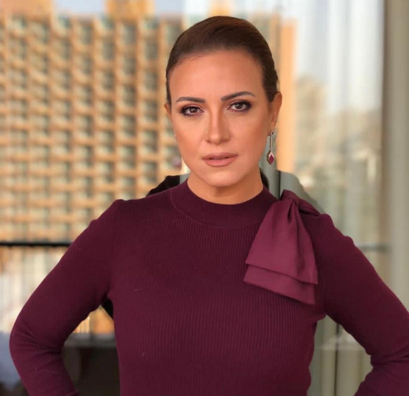 بالصور – الجمهور يبدي إعجابه بوسامة زوج ريهام عبد الغفور المصري الألماني