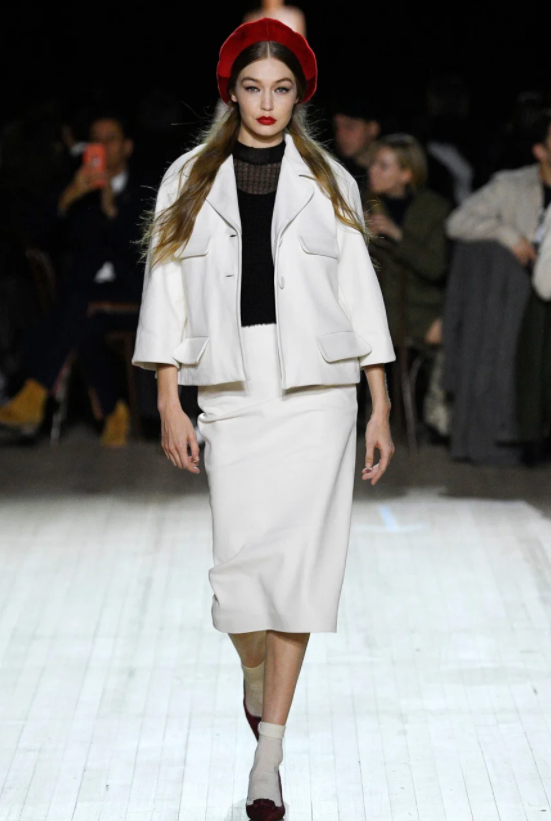 صيحة البيريه عادت هذا الشتاء... هكذا تنسقينها مع أناقتك