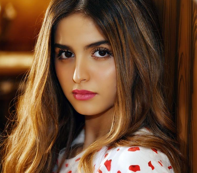 بعد اتّهامها بالعقوق... حلا الترك تلجأ إلى محاميها وهو يحذّر