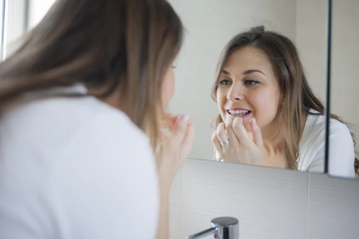 طرق تعقيم فم منزلية سريعة وسهلة بديلة للغسول الصناعي