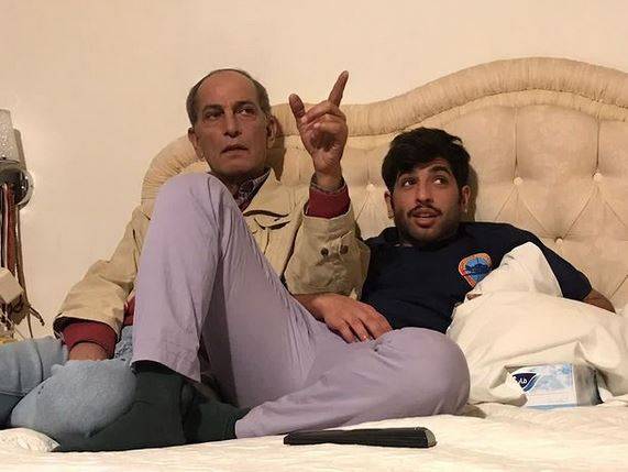 تهمة جديدة تلاحق نجل هشام سليم.. ويدافع عن نفسه بفيديو غريب