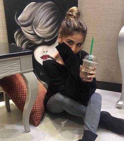 بعد كشف المستور... أول تعليق من حلا الترك بعد أزمتها مع والدتها