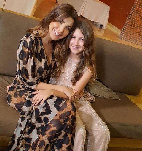 بالفيديو - هذا ما فعلته إبنة نانسي عجرم من داخل المنزل للاحتفال بالكريسماس