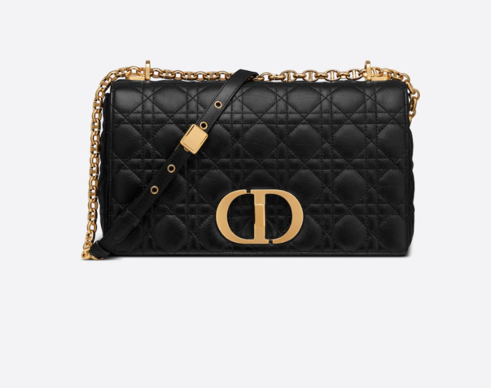 إليك كل ما يجب أن تعرفيه عن حقيبة Dior Caro
