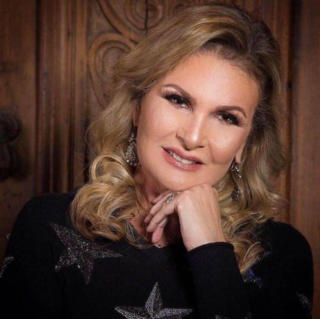 يسرا تكشف حالتها الصحية مع كورونا