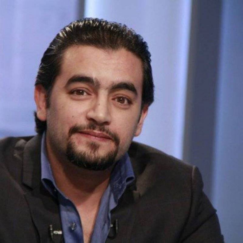 بالصور – في ظهور نادر... جمال زوجة هاني سلامة يجذب الأنظار