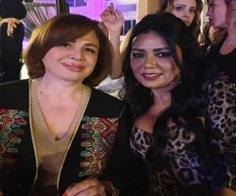 فيديو تنشره رانيا يوسف يحرج إلهام شاهين... لهذا تم حذفه