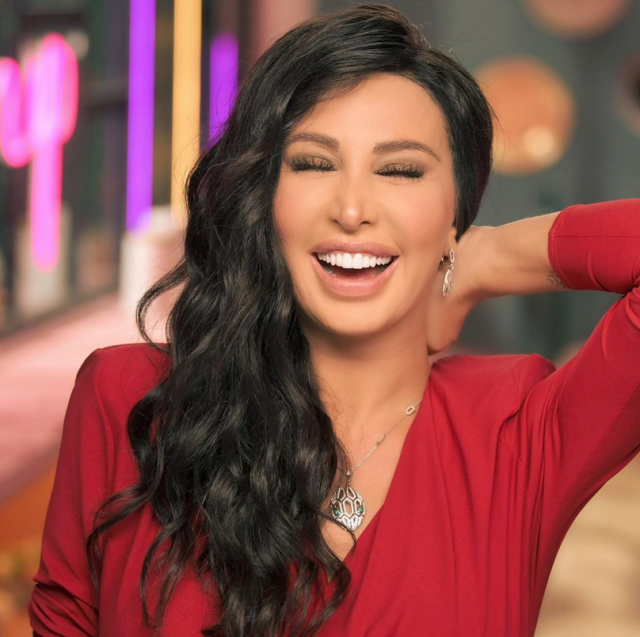 بالفيديو – في أحدث إطلالة... هل خسرت جويل ماردينيان الكثير من وزنها؟