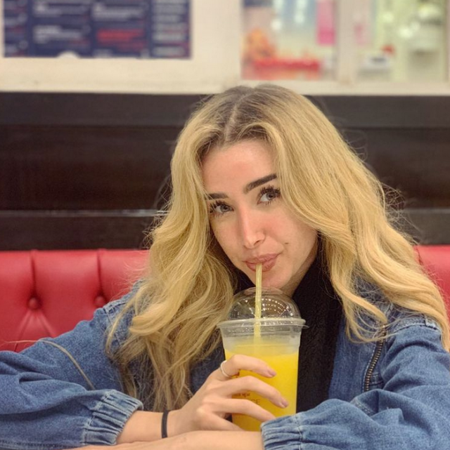 بالفيديو -  تذكروا كيف كانت هنا الزاهد في التاسعة من عمرها في هذا الفيلم