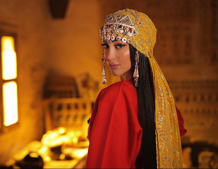 بالفيديو - رغم الانتقادات... بسمة بوسيل في عيادة التجميل مجدداً... هذا ما فعله الطبيب