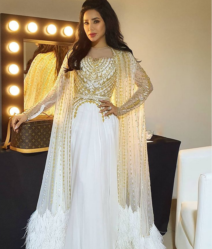 للمناسبات السعيدة أيهما يليق بك أكثر... أسلوب لجين عمران أم مهيرة عبد العزيز؟