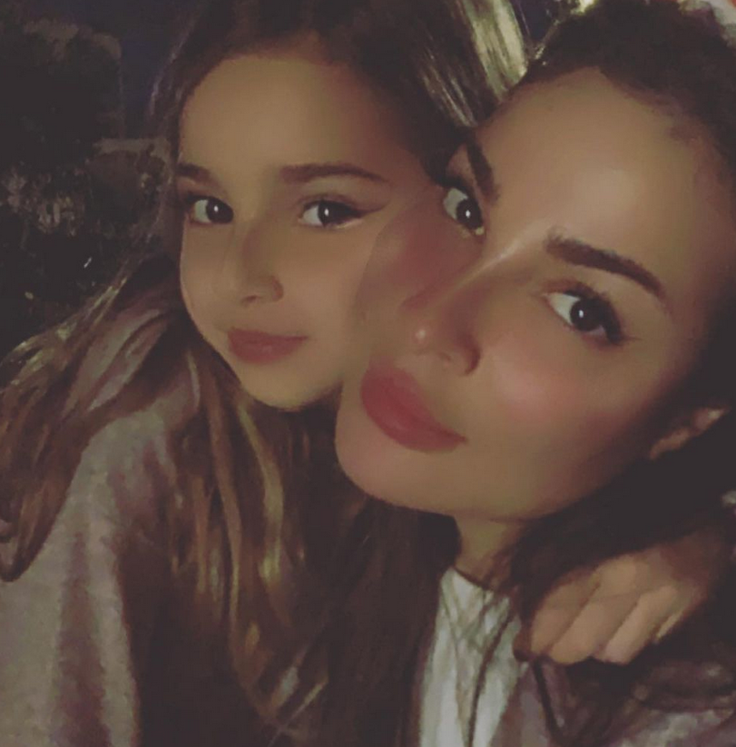 بالصورة – بسبب حالة ابنتها نادين نسيب نجيم تمضي ليلة رأس السنة بهذه الطريقة