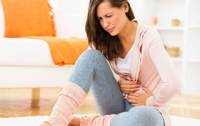 إليكم الحل المنزلي لمشكلة عسر الهضم بعد الوجبات الثقيلة