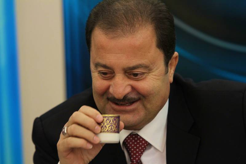 بالفيديو – غياب زهير رمضان عن جنازة حاتم علي يثير التساؤلات... ما السبب؟