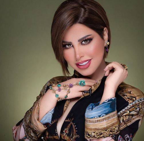 بالصور - بوط شمس الكويتية الغريب حديث السوشيال ميديا