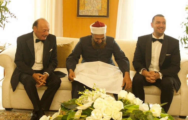 بعد نشره صورتهما... زوج حلا شيحة يتعرّض للسخرية وأسئلة محرجة