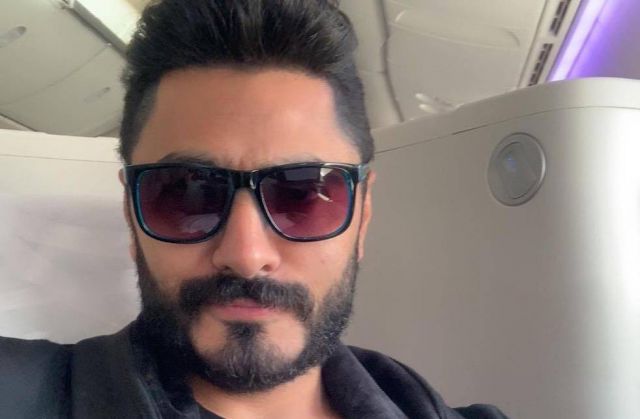 طلب غريب من تامر حسني... وهذا ما قاله عن تحديات المرض والصبر