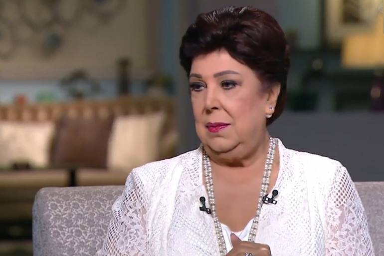 بالصور - إبنة رجاء الجداوي تنشر رسالة بخط يد الفنانة الراحلة