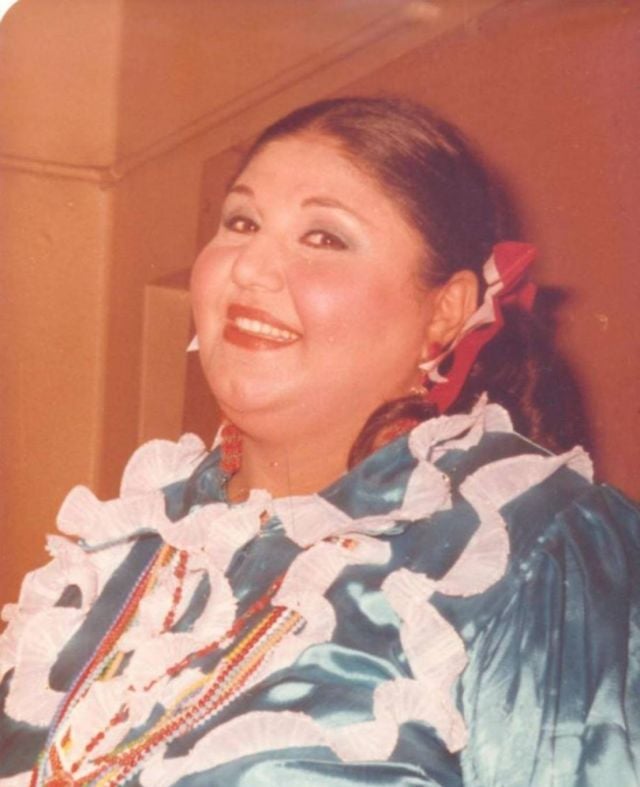 بالصور  - الجمهور يتذكر أنجيل آرام من خلال ابنها الشيف الشهير... تعرفوا إليه