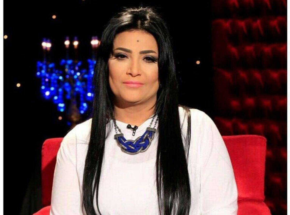 بالفيديو - بدرية طلبة تحتفل بخطوبة ابنتها