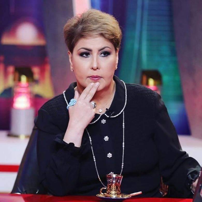 بعد توقف برنامجها... شماتة بالجملة بفجر السعيد وهي تردّ