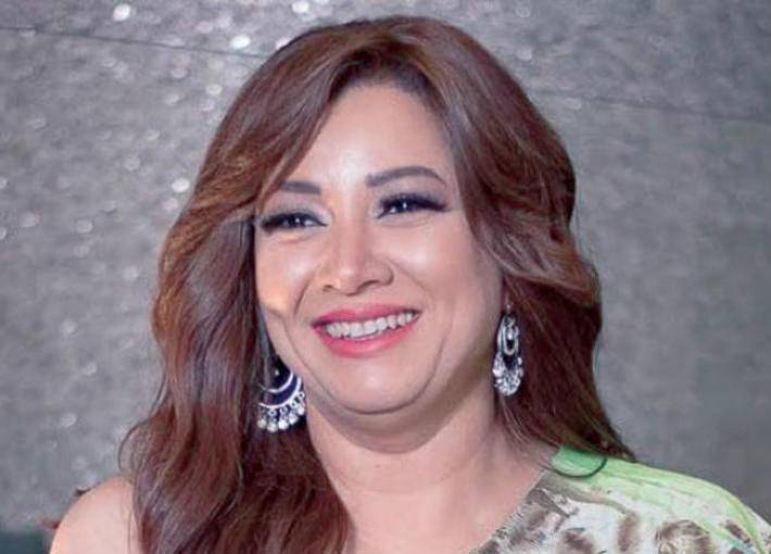 فنانة شابة تروي تفاصيل تعرّضها للضرب المبرح على يد انتصار