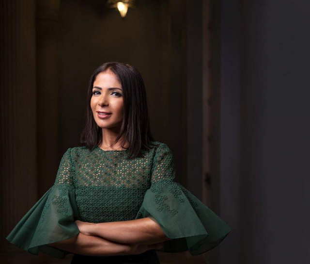 بالصور  - نحافة منى زكي الزائدة والتغيير في شكلها يثيران حيرة الجمهور