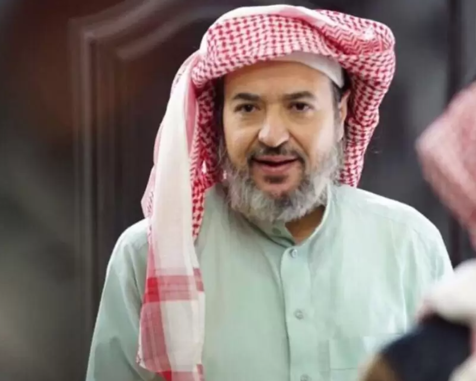 زوجة خالد سامي تتعرّض للانتقاد بسبب مشكلة مع راقٍ رفض القراءة لزوجها