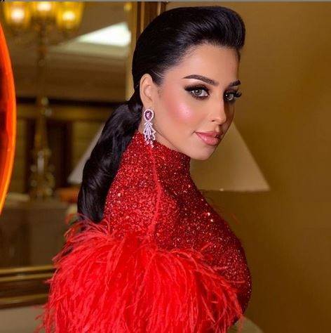 بالفيديو - المهرة البحرينية تحتفل بخطوبتها بأجواء رومانسية... وهدية ثمينة