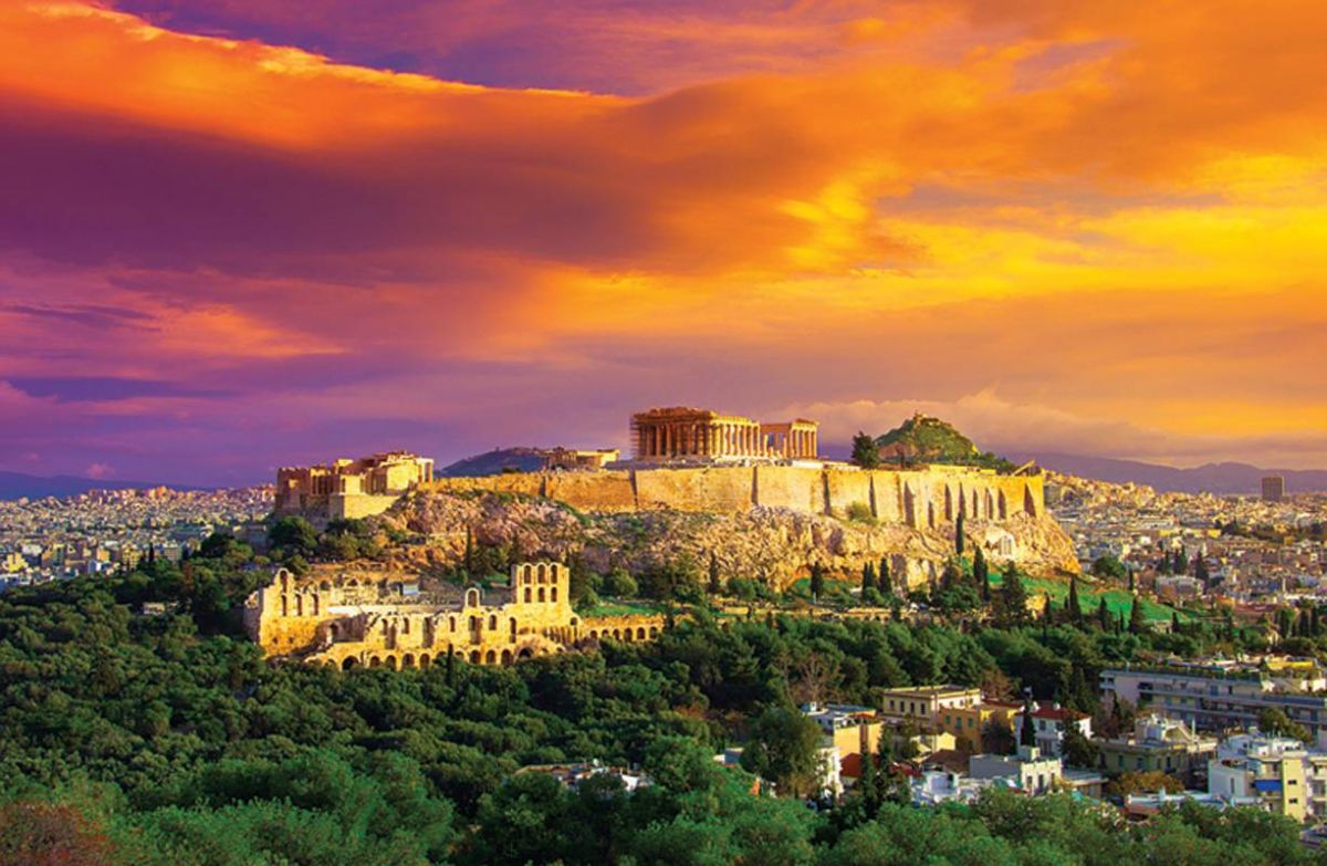 أثينا: مهد الحضارة والتاريخ والعراقة