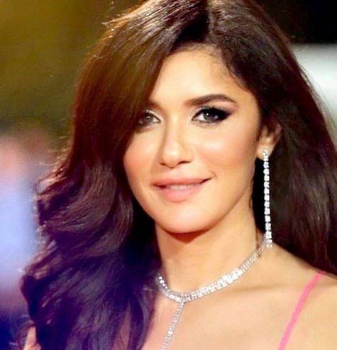 غادة عادل تضع حداً للجدل الحاصل وتوضح قصة زواجها